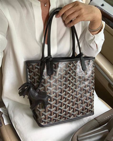 goyard in paris prices|goyard artois pm bag price.